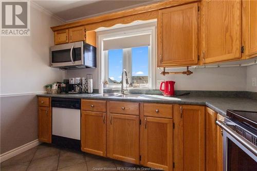 57 Hemmer Jane Dr, Moncton, NB - Indoor Photo Showing Kitchen With Double Sink