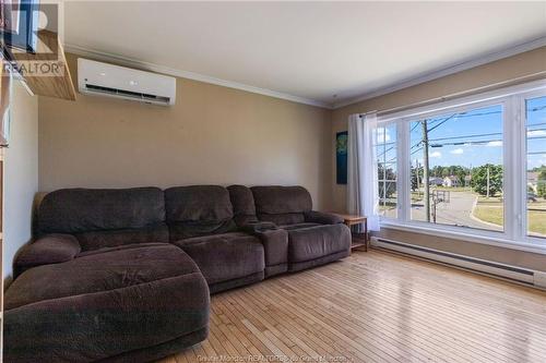 57 Hemmer Jane Dr, Moncton, NB - Indoor Photo Showing Living Room