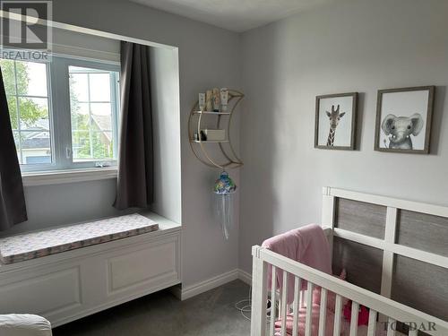 30 Pleasant Ave, Timmins, ON - Indoor Photo Showing Bedroom