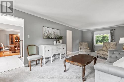 720 Barclay Place, London, ON - Indoor Photo Showing Living Room