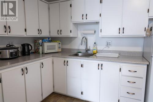 650 Main Road, Fogo Island(Shoal Bay), NL - Indoor Photo Showing Kitchen