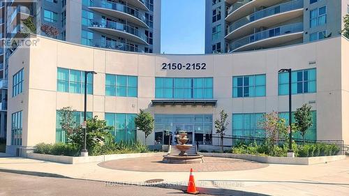 808 - 2150 Lawrence Avenue E, Toronto, ON - Outdoor With Balcony