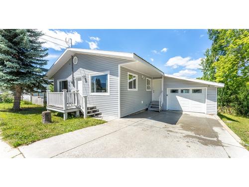 413 9Th Avenue S, Creston, BC - Outdoor