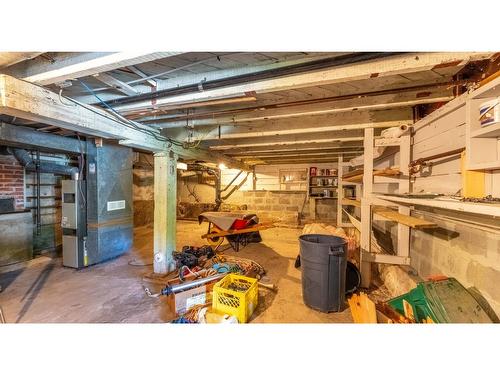 413 9Th Avenue S, Creston, BC - Indoor Photo Showing Basement