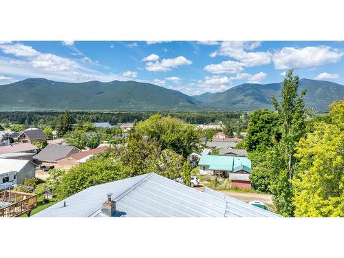 413 9Th Avenue S, Creston, BC - Outdoor With View