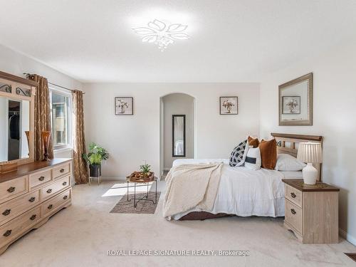 3820 Janice Dr, Mississauga, ON - Indoor Photo Showing Bedroom