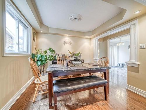 3206 Forrestdale Circ, Mississauga, ON - Indoor Photo Showing Dining Room