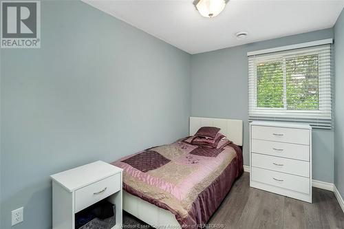 6700 Rose-Ville Garden Drive, Windsor, ON - Indoor Photo Showing Bedroom