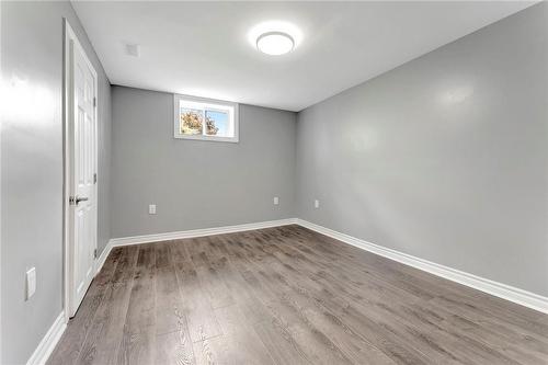 Basement Bedroom - 77 Inchlee Drive, Hamilton, ON - Indoor Photo Showing Other Room