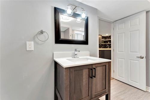 Basement 3-Piece Bath - 77 Inchlee Drive, Hamilton, ON - Indoor Photo Showing Bathroom