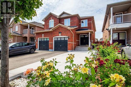 7156 Village Walk, Mississauga, ON - Outdoor With Facade