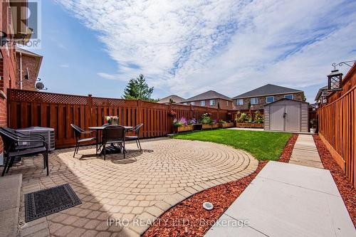 7156 Village Walk, Mississauga, ON - Outdoor