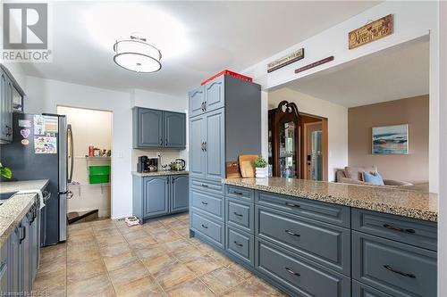 450 Wallace Road, North Bay, ON - Indoor Photo Showing Kitchen