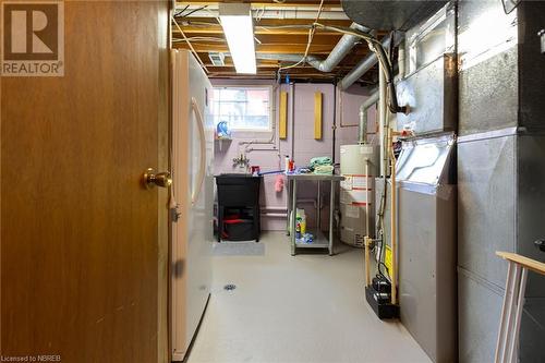 450 Wallace Road, North Bay, ON - Indoor Photo Showing Basement