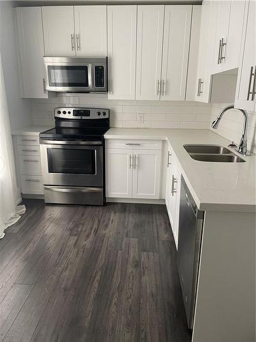 6 Greig Street, Hamilton, ON - Indoor Photo Showing Kitchen With Stainless Steel Kitchen With Double Sink