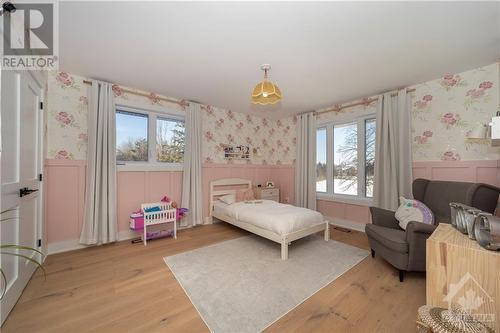 8340 Bank Street, Metcalfe, ON - Indoor Photo Showing Bedroom