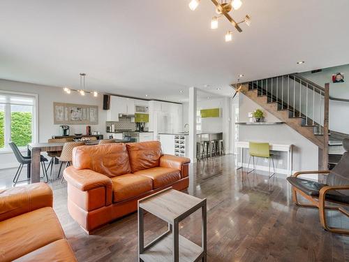 Salon - 2390 Rue De La Carline, Québec (Les Rivières), QC - Indoor Photo Showing Living Room