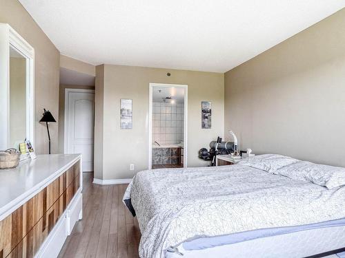 Chambre Ã  coucher principale - 407-10 Rue Des Émeraudes, Repentigny (Repentigny), QC - Indoor Photo Showing Bedroom