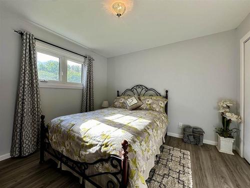 1309 S 611 Highway South, Fort Frances, ON - Indoor Photo Showing Bedroom