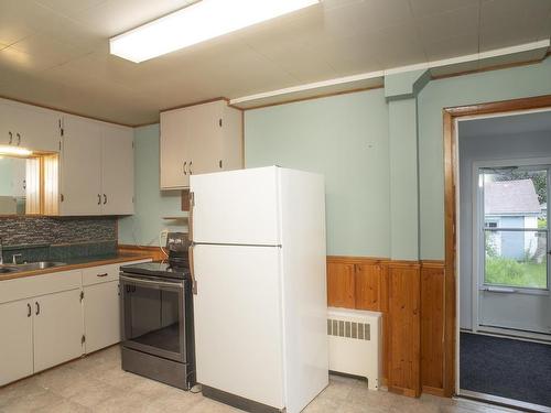 744 Franklin St S, Thunder Bay, ON - Indoor Photo Showing Kitchen