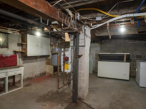 744 Franklin St S, Thunder Bay, ON - Indoor Photo Showing Basement