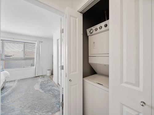 29-130 Colebrook Rd, Kamloops, BC - Indoor Photo Showing Laundry Room