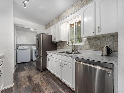 737 Orchard Drive, Lillooet, BC - Indoor Photo Showing Kitchen With Double Sink