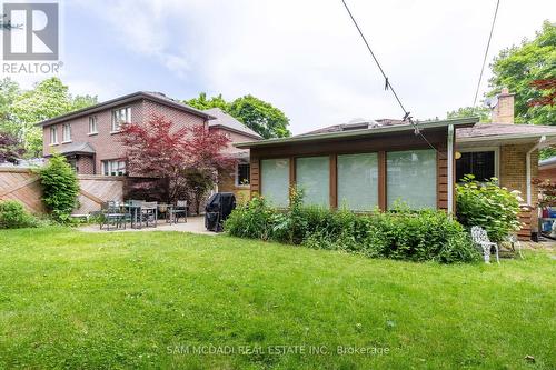 29 Hill Garden Road, Toronto (Humber Heights), ON - Outdoor