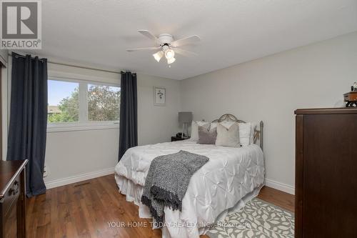2667 Quill Crescent, Mississauga, ON - Indoor Photo Showing Bedroom