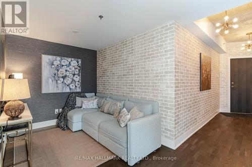 401 - 90 Trinity Street, Toronto, ON - Indoor