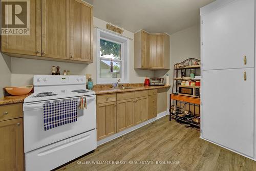 46 Murney Street, Belleville, ON - Indoor Photo Showing Kitchen