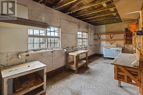 44 Centre Street, Belleville, ON - Indoor Photo Showing Basement