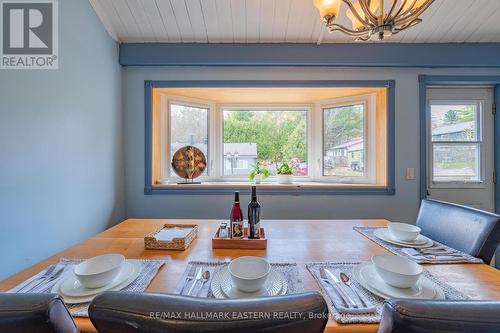 7066 Waverly Street, Hamilton Township, ON - Indoor Photo Showing Dining Room