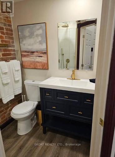 249-253 Front Street, Belleville, ON - Indoor Photo Showing Bathroom