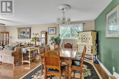 16 Helen Crescent, Kawartha Lakes, ON - Indoor Photo Showing Dining Room