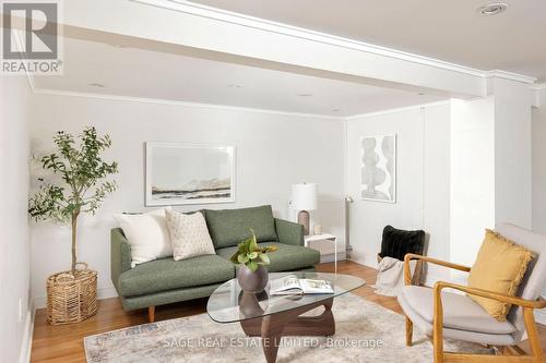 77 Kings Park Boulevard, Toronto, ON - Indoor Photo Showing Living Room