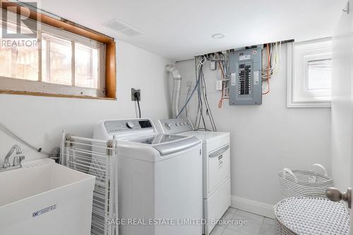77 Kings Park Boulevard, Toronto, ON - Indoor Photo Showing Laundry Room