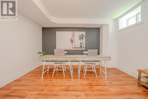 35 Adelaide Street, Barrie, ON - Indoor Photo Showing Dining Room