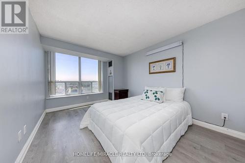 1509 - 400 Mclevin Avenue, Toronto, ON - Indoor Photo Showing Bedroom
