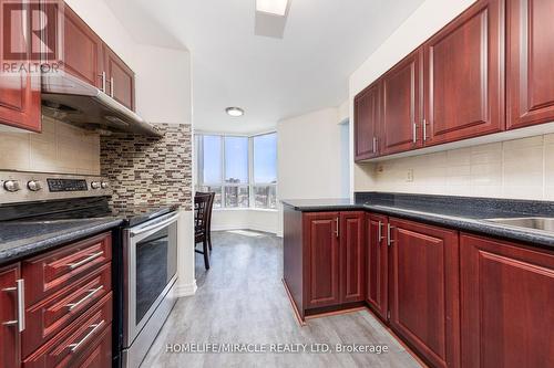 1509 - 400 Mclevin Avenue, Toronto, ON - Indoor Photo Showing Kitchen