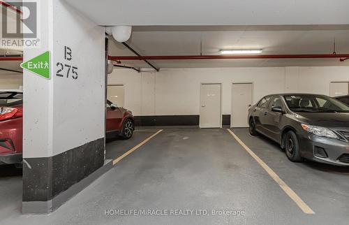 504 Se - 9199 Yonge Street, Richmond Hill, ON - Indoor Photo Showing Garage