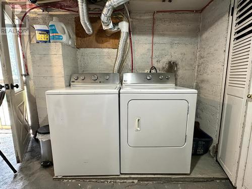 430 Atwood Road, Grand Forks, BC - Indoor Photo Showing Laundry Room