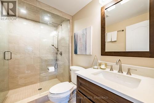 853 Fernhill Boulevard, Oshawa, ON - Indoor Photo Showing Bathroom