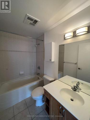 1308 - 220 Victoria Street, Toronto (Church-Yonge Corridor), ON - Indoor Photo Showing Bathroom