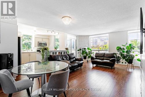 201 - 28 Pemberton Avenue, Toronto, ON - Indoor