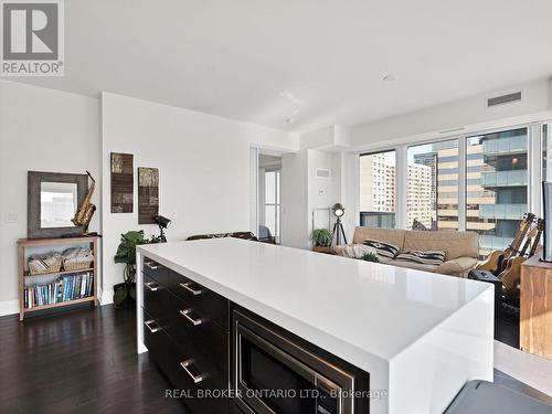 1002 - 65 St Mary Street, Toronto, ON - Indoor