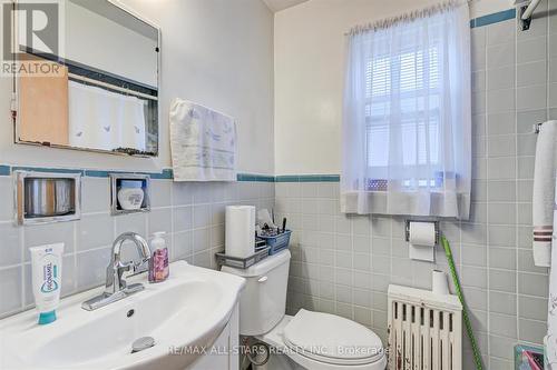 254 Atlas Avenue, Toronto, ON - Indoor Photo Showing Bathroom