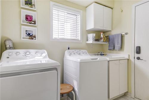 5607 Hannah Street, Burlington, ON - Indoor Photo Showing Laundry Room