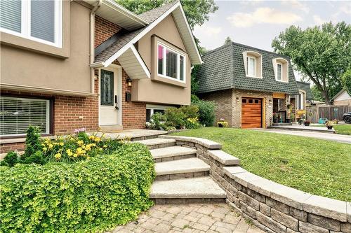 672 Maclaren Drive, Burlington, ON - Outdoor