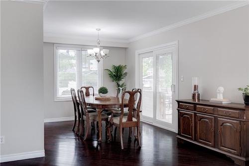 672 Maclaren Drive, Burlington, ON - Indoor Photo Showing Dining Room